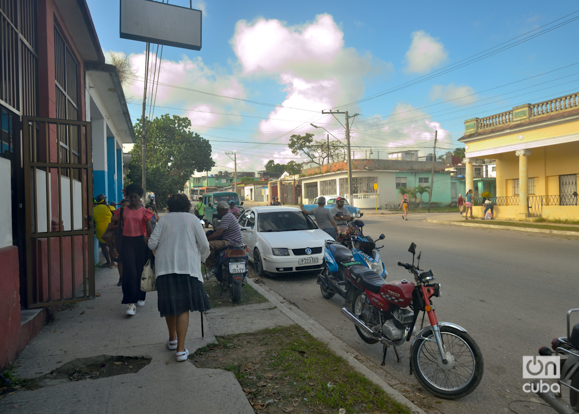 Calzada de Bejucal, municipio Arroyo Naranjo, La Habana. Foto: Otmaro Rodríguez.