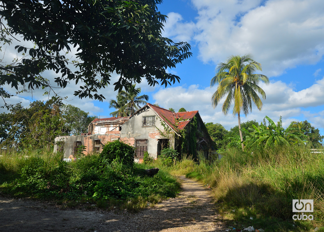 Casa de Don Alejo o de la Ceiba, en el municipio habanero del Cotorro. Foto: Otmaro Rodríguez.