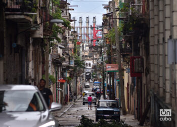 La Habana un día después del azote del huracán Rafael. Foto: Otmaro Rodríguez. Foto: Otmaro Rodríguez.