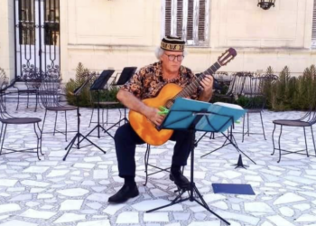 Luis Manuel Molina Guitarrista cubano