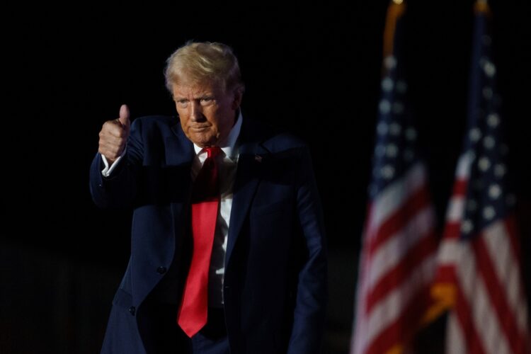 Donald Trump durante un evento de campaña en Butler, Pensilvania. Foto: EFE/ Will Oliver ARCHIVO.