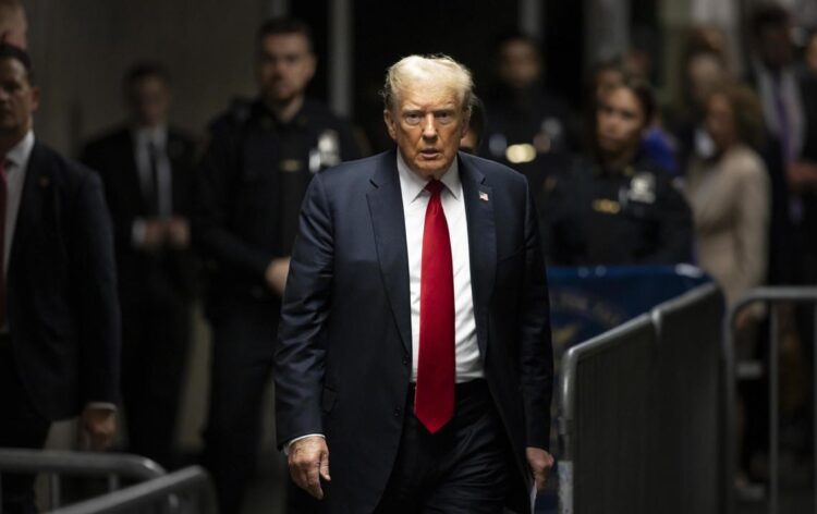 Donald Trump a su llegada a una corte en Nueva York. Foto:  EFE/EPA/JUSTIN LANE / POOL ARCHIVO.