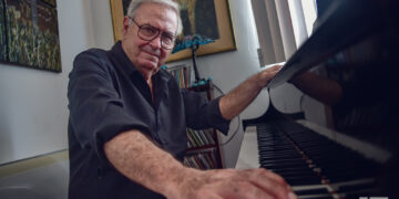 José María Vitier en su casa en La Habana, noviembre de 2022. Foto: Kaloian.