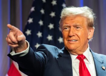 Donald Trump durante una reunión con los republicanos de la Cámara en el hotel Hyatt Regency, Washington, DC, el 13 de noviembre de 2024. Foto: EFE/EPA/ALLISON ROBBERT / POOL.