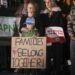 Protesta pro inmigrantes en Nueva York, hoy. Foto: EFE/EPA/SARAH YENESEL.