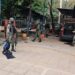 Militares mexicanos tras el rescate de migrantes secuestrados, entre ellos cuatro cubanos, en un rancho de Tapachula, Chiapas. Foto: Diario del Sur.