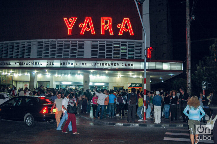 Las noches del Festival de Cine en el cine Yara. Foto: Kaloian.