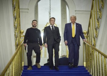 Foto: Trump, Macron y Zelenski en Francia. EFE/EPA/Presidential Press Service of Ukraine..