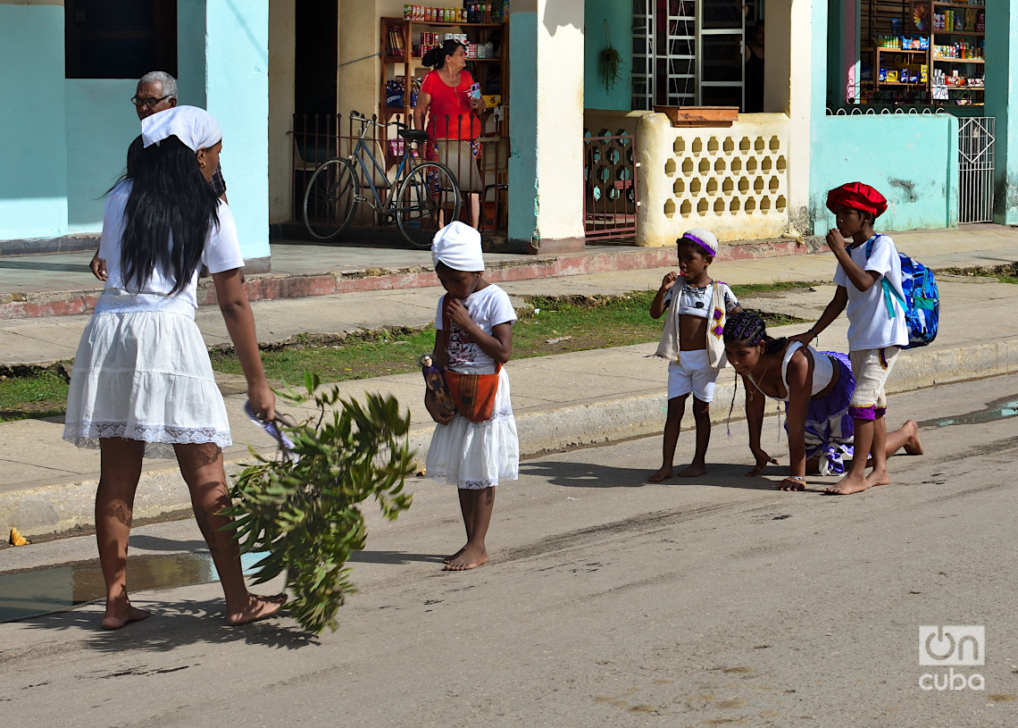 Peregrinación al Santuario Nacional de San Lázaro, en El Rincón, La Habana. Foto: Otmaro Rodríguez.