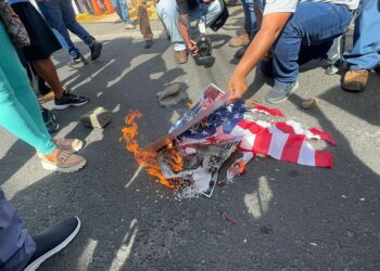 Sindicalistas protestan ante las pretensiones de Trump. Foto: Prensa Latina