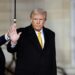 El presidente electo de Estados Unidos, Donald Trump, a su salida del Palacio del Elíseo en París. Foto:  EFE/EPA/Mohammed Badra.