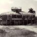 Fachada de la casona señorial del ingenio de San Idelfonso en el verano de 1981, cuando se desplegó la investigación en el terreno. Foto: Cortesía del Dr. Antonio Cobo Abreu.