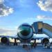 Un avión de Condor en Holguín. Foto: Aeropuerto Internacional "Frank País García" Holguín.