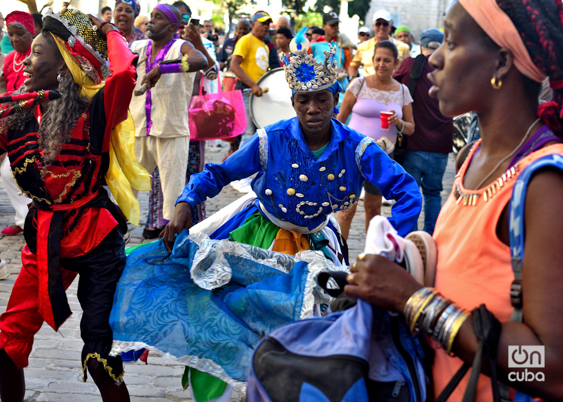 El Cabildo del Día de Reyes Afrocubano en La Habana Vieja. Foto: Otmaro Rodríguez.