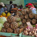 Mercado agropecuario en el centro histórico de La Habana, en los primeros días de 2025. Foto: Otmaro Rodríguez.