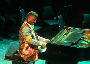 Rolando Luna es uno de los pianistas cubanos formados en el Jazz Plaza. Foto: Lied Lorain.