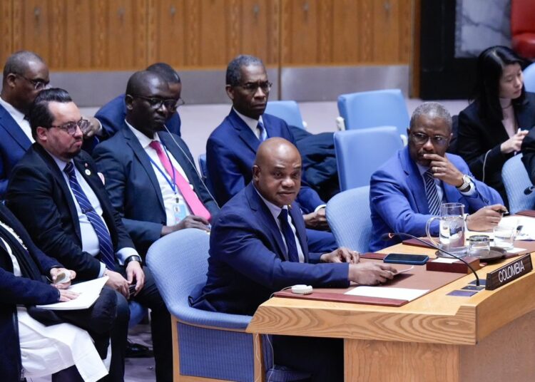 El canciller de Colombia (c), Luis Luis Gilberto Murillo, durante una sesión en la ONU. Foto: Tomada del perfil de X de Luis Gilberto Murillo.