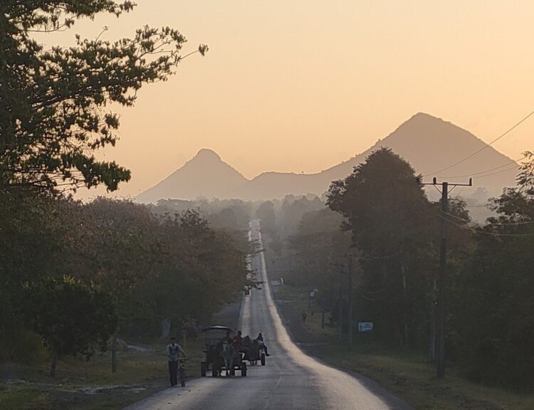 Carretera a Municipio Rafael Freyre, cerca de la comunidad de Melones, Holguín. Foto: Holguín en fotos, Facebook.