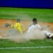 Dos peloteros de Pinar del Río e Industriales disputan una jugada en la 63 Serie Nacional de Béisbol.  Foto: Ricardo López Hevia.