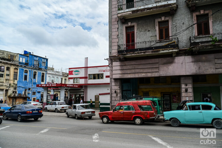 Gasolinera en La Habana. Foto: Kaloian.