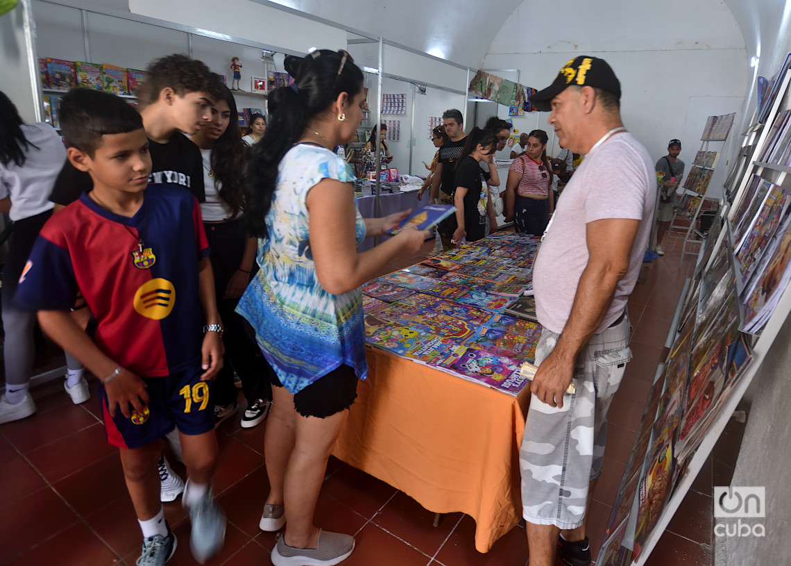 Feria Internacional del Libro de La Habana 2025, en el parque Morro-Cabaña. Foto: Otmaro Rodríguez.