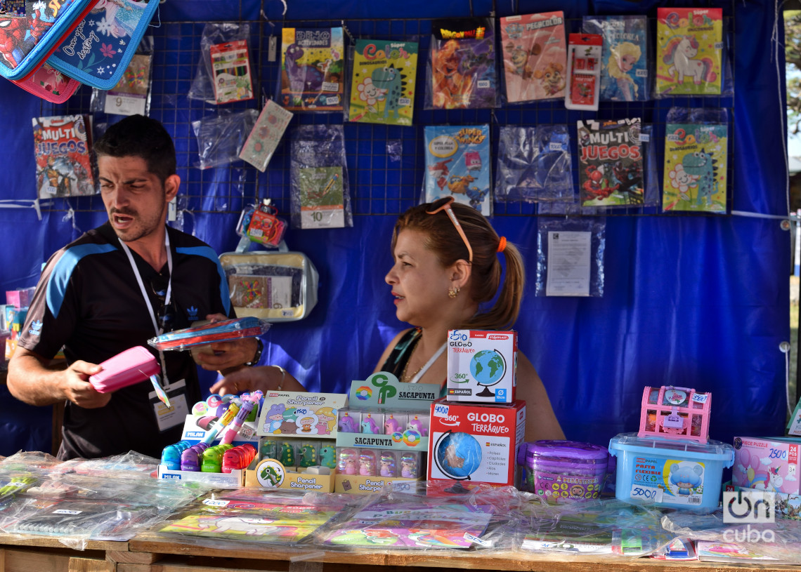 Feria Internacional del Libro de La Habana 2025, en el parque Morro-Cabaña. Foto: Otmaro Rodríguez.