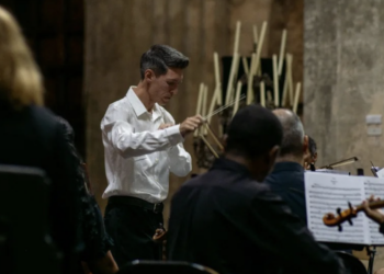 Concierto de la Sinfonietta Duchesne Cuzán, dirigida por el Mtro. Igor Ernesto Corcuera Cáceres.