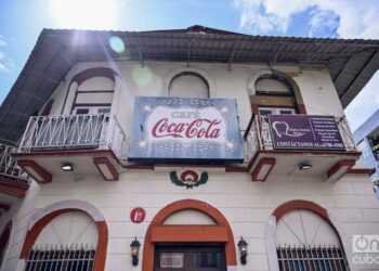 Café Coca Cola, en Ciudad Panamá. Foto: Kaloian.