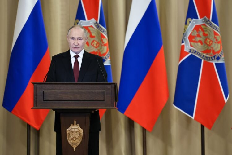 Putin durante una reunión de la junta del Servicio Federal de Seguridad (FSB), en Moscú. Foto: ALEXANDER KAZAKOV/SPUTNIK/ EFE/EPA.