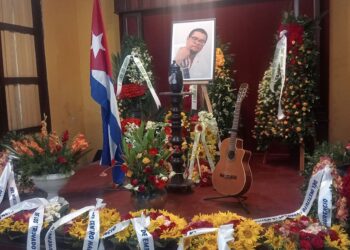 Homenaje al fallecido trovador Eduardo Sosa en la la Casa de la Trova de Santiago de Cuba, el 12 de febrero de 2025. Foto: Tomada del perfil de Facebook de Gonzalo González.