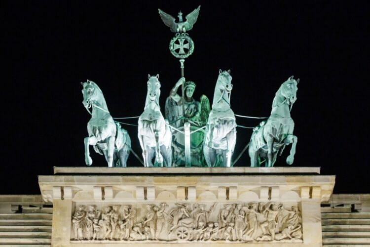 Puerta de Bandenburgo, Berlín. Foto: EFE/EPA/CLEMENS BILAN.