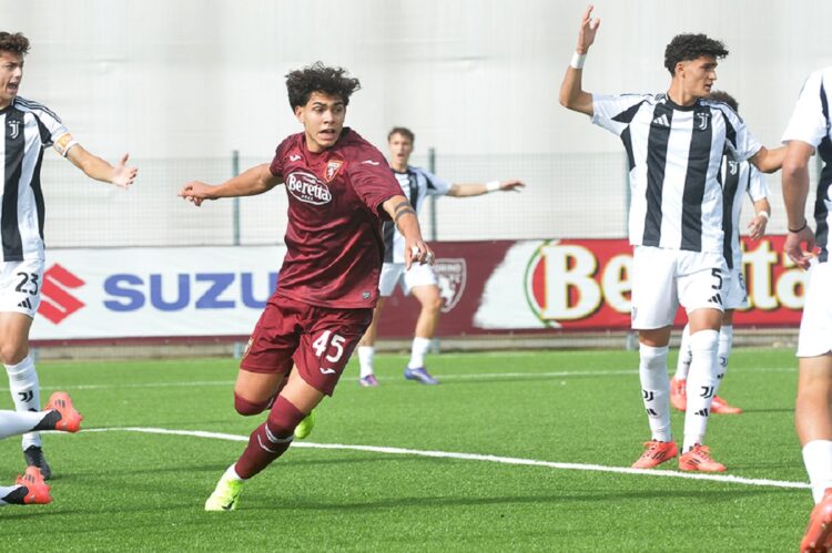 Alessio Raballo, convocado por la selección cubana,  durante un partido en Italia. Foto: Tomada de Torino FC