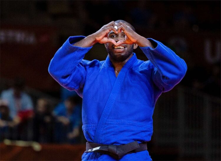 Silva mostró una resistencia notable para su nuevo peso corporal. Foto: ijf.org