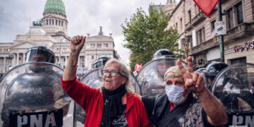 Protesta de jubilados ante el Congreso de Argentina, en Buenos Aires. Foto: Kaloian / Archivo.