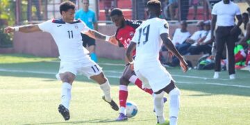 Partido de fútbol entre Cuba y Trinidad y Tobado, en Santiago de Cuba. Foto: Tomada del grupo de Facebook Fútbol de Cuba.