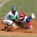 Jugada de la final del Torneo Nacional de Clubes Campeones de Béisbol, ganada por los Lobos de Pinar del Río sobre los Sultanes de Holguín. Foto: JIT Deporte Cubano / Facebook.