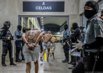 El Centro de Confinamiento del Terrorismo (Cecot) en El Salvador. Foto: EFE.