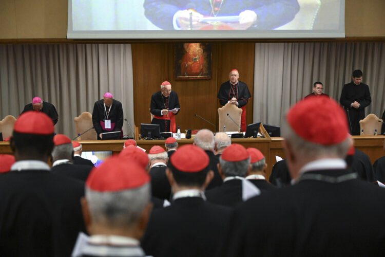 Cardenales fijaron la fecha para el inicio del cónclave en el que se elegirá al sucesor de Francisco. Foto: Mario Tomassetti/Estado Vaticano/EFE.