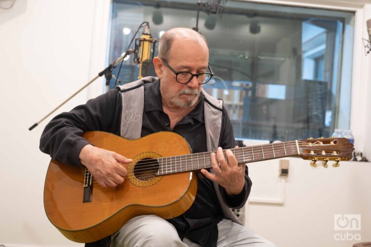 Silvio en los Estudios Ojalá, junio de 2024. Foto: Kaloian.