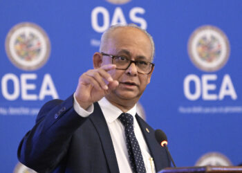 El nuevo secretario general de la OEA,  el surinamés Albert Ramdin, pone la crisis de Haití como su más alta prioridad
Foto:  EFE/Lenin Nolly