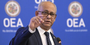 El nuevo secretario general de la OEA,  el surinamés Albert Ramdin, pone la crisis de Haití como su más alta prioridad
Foto:  EFE/Lenin Nolly