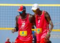 Los cubanos Noslen Díaz y Jorge Luis Alayo, principal dupla cubana de voleibol de playa. Foto: Calixto N. Llanes / Jit / Archivo.