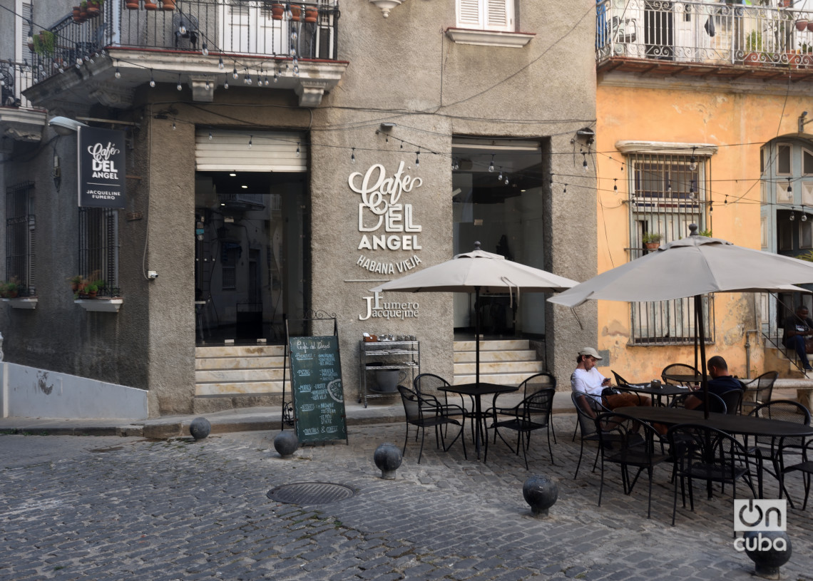 Restaurante Café del Ángel, en La Habana Vieja. Foto: Otmaro Rodríguez.