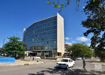 Ministerio de Relaciones Exteriores de Cuba (Minrex), en La Habana. Foto: Otmaro Rodríguez.