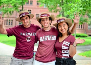 Estudiantes de Harvard. Foto: Tomada de Instagram.