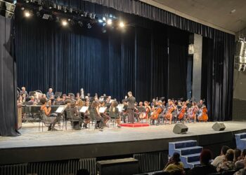 La Orquesta Sinfónica Nacional de Cuba tuvo a su cargo el concierto de inauguración de Cubadisco 2025. Foto: Lied Lorain.