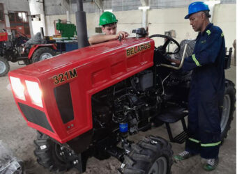 Tractor bielorruso. Foto: Vanguardia.