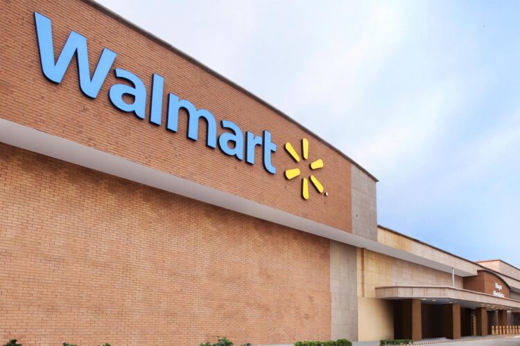 Las ganancias de Walmart en el primer trimestre del año disminuyeron. Foto: www.walmartmexico.com