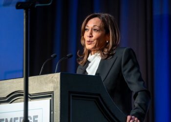 Kamala Harris la noche de este miércoles 30 de abril. Foto: @EmergeAmerica