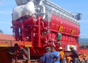 Nuevo motor chino para la Central Eléctrica fueloil de Trinidad, en la provincia de Sancti Spíritus. Foto: Cubadebate.